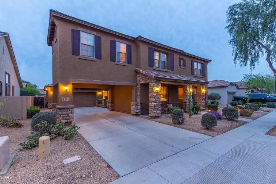 2405 W SIENNA BOUQUET Place, Phoenix, AZ 85085