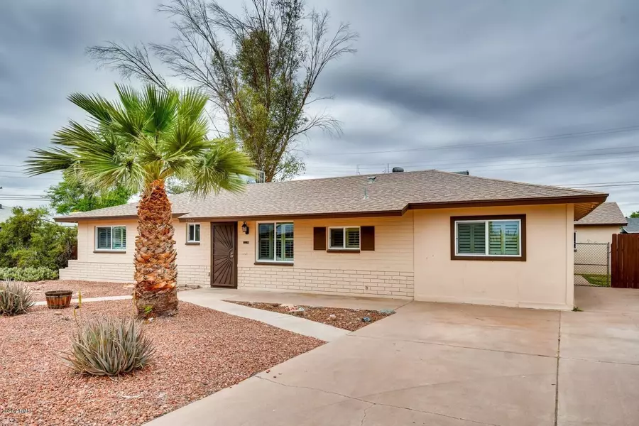 1556 W 4TH Place, Mesa, AZ 85201