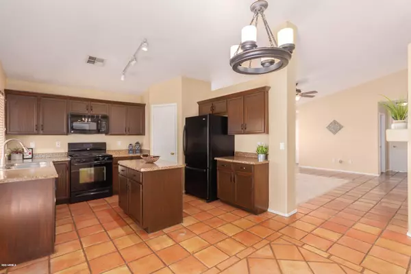 Chandler, AZ 85225,717 E SARAGOSA Court