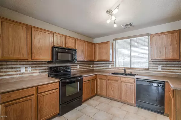 Tolleson, AZ 85353,2406 S 83RD Drive