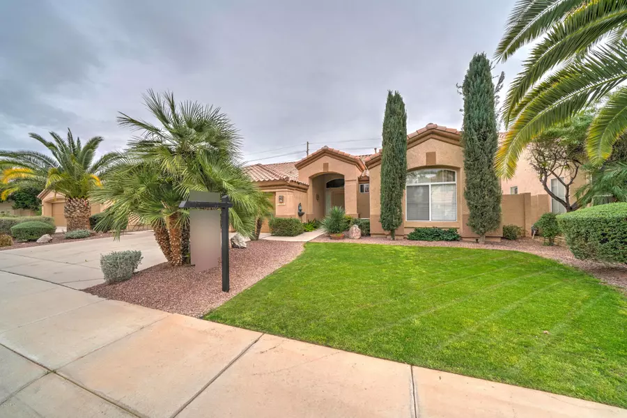 1261 W WASHINGTON Avenue, Gilbert, AZ 85233