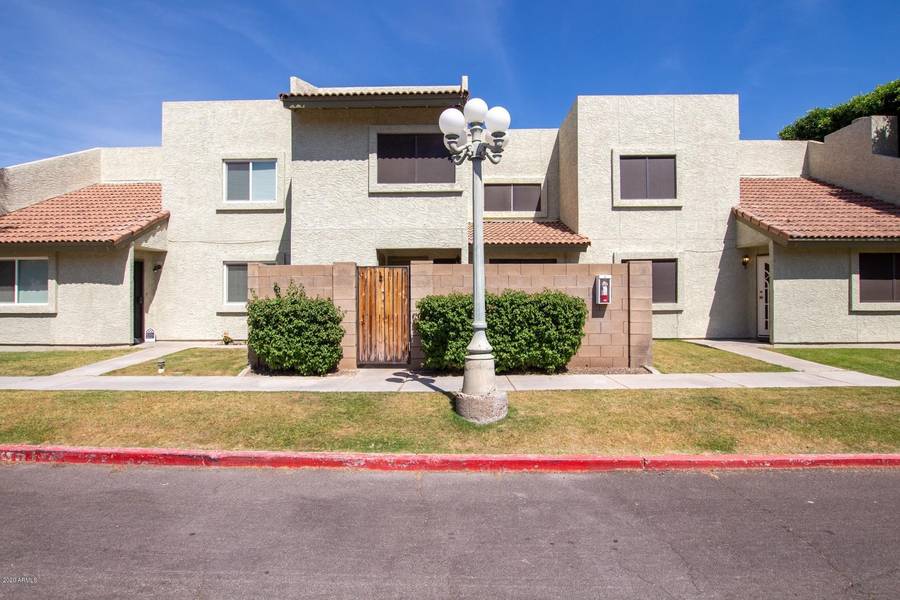 222 W BROWN Road #2, Mesa, AZ 85201