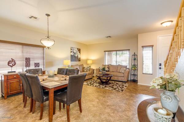 Chandler, AZ 85286,1074 E LOCUST Drive