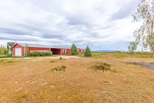 Tonopah, AZ 85354,5621 N 384TH Drive