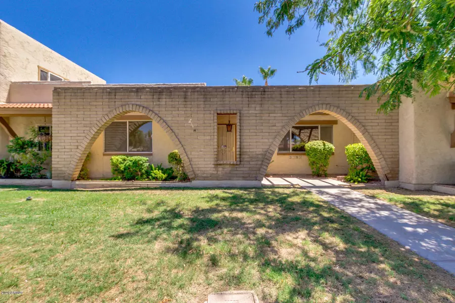 2135 E ELLIS Drive, Tempe, AZ 85282