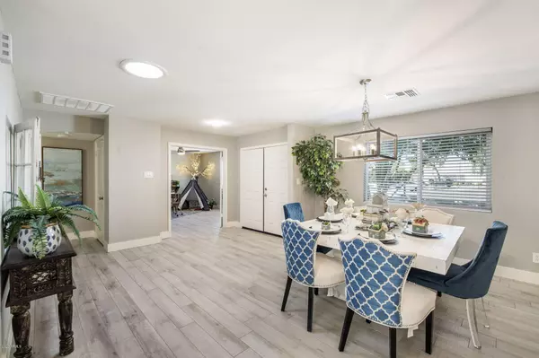 Scottsdale, AZ 85254,4918 E LARKSPUR Drive