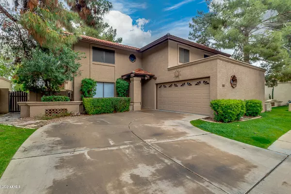240 E BARBARITA Avenue, Gilbert, AZ 85234