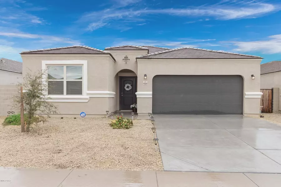 42024 W QUINTO Drive, Maricopa, AZ 85138