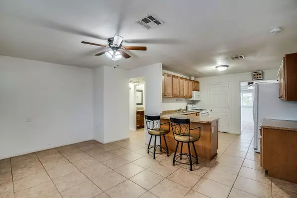 Phoenix, AZ 85032,14841 N 35TH Place