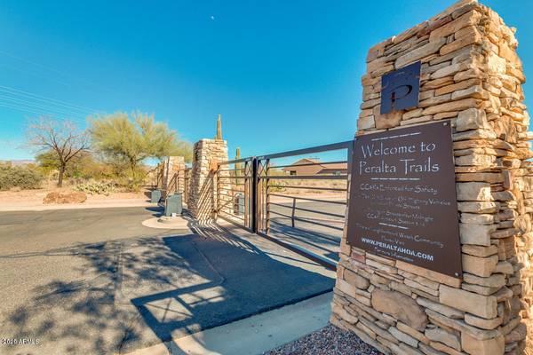 Gold Canyon, AZ 85118,10588 E DUTCHMANS Trail