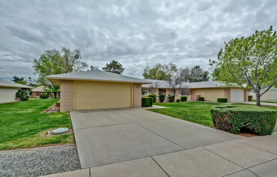 12827 W PEACH BLOSSOM Drive, Sun City West, AZ 85375