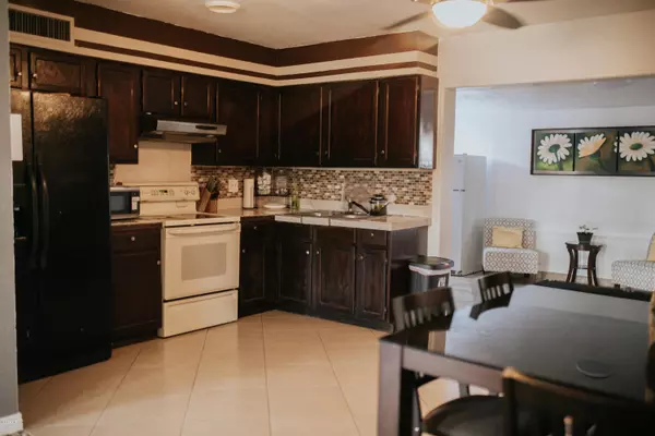 Glendale, AZ 85303,5417 N 79TH Avenue