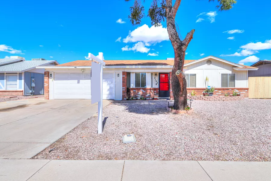 2102 E BUTLER Street, Chandler, AZ 85225