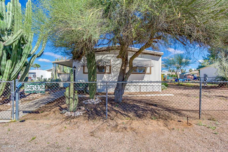 2592 W OHIO Street, Apache Junction, AZ 85120