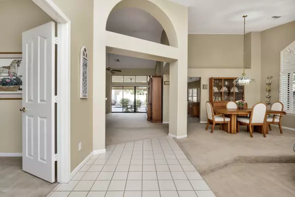 Chandler, AZ 85248,1580 W HACKBERRY Drive