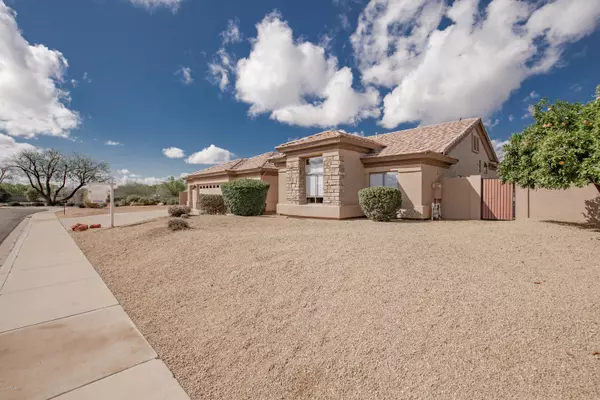 Mesa, AZ 85205,938 N NEW HAVEN --