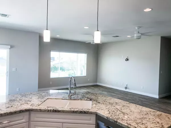 Black Canyon City, AZ 85324,33705 S RIDGEWAY Road