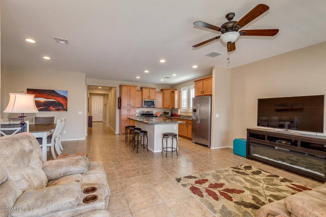 Queen Creek, AZ 85144,1581 W DESERT SPRING Way