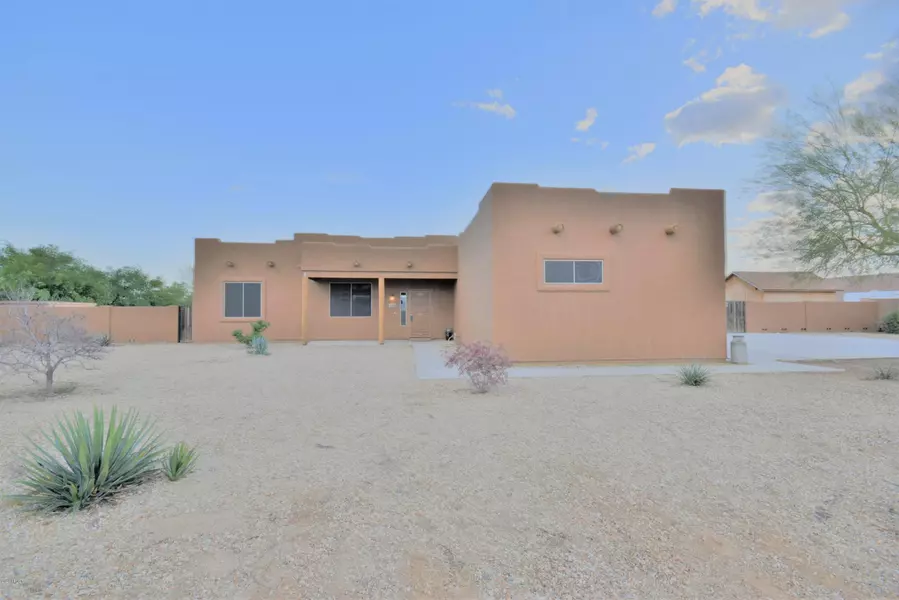 24329 W DESERT VISTA Trail, Wittmann, AZ 85361