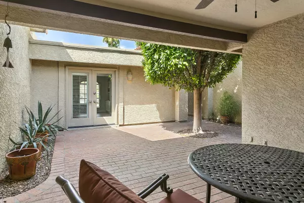 Scottsdale, AZ 85258,10569 E GOLD DUST Circle