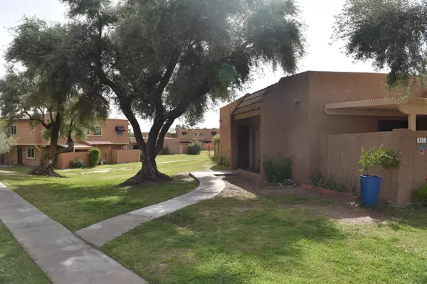 Phoenix, AZ 85020,817 E COCHISE Drive