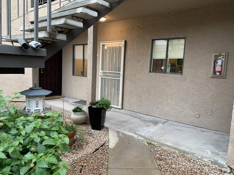 1352 E HIGHLAND Avenue #105, Phoenix, AZ 85014