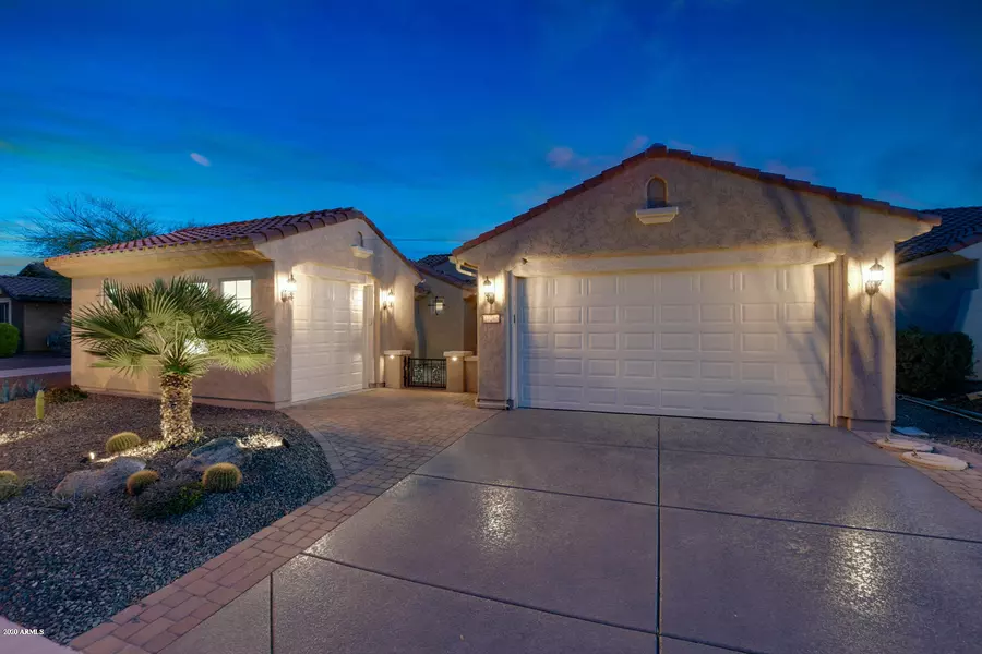 27265 W MOHAWK Lane, Buckeye, AZ 85396