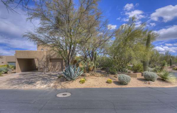 Scottsdale, AZ 85266,9151 Sunflower Court