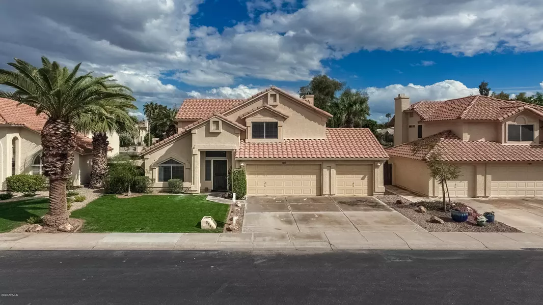 3801 S HAWTHORN Drive, Chandler, AZ 85248