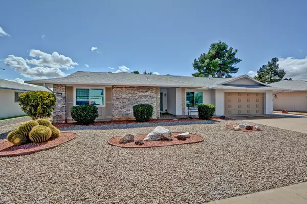 10331 W CAROB Drive, Sun City, AZ 85373