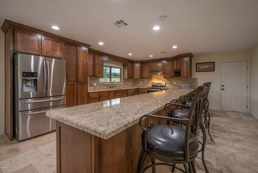 3623 W Dobbins Road, Laveen, AZ 85339