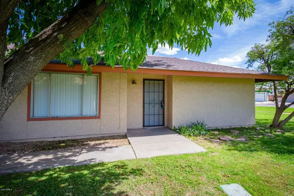 4950 W PUGET Avenue, Glendale, AZ 85302