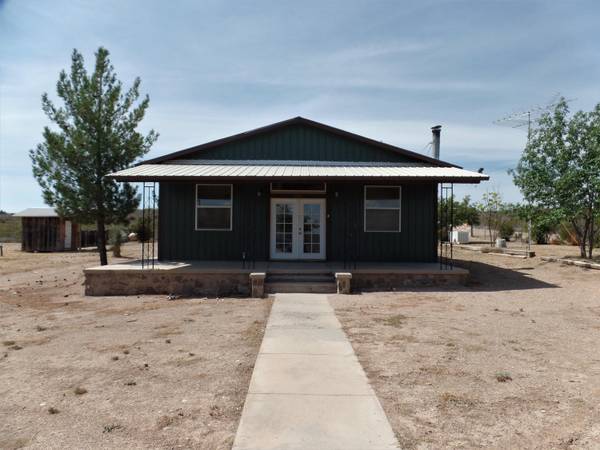 Tombstone, AZ 85638,905 E CACTUS Place