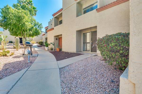 Phoenix, AZ 85020,1401 E PUGET Avenue #13