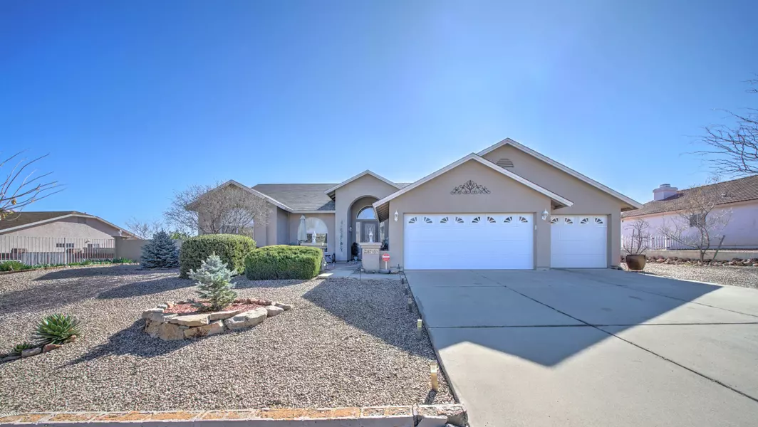 8715 S SHARPS Road, Globe, AZ 85501