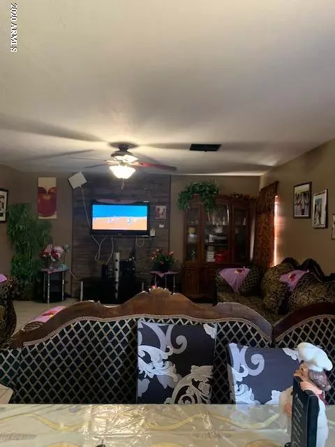 El Mirage, AZ 85335,12521 W CORRINE Drive