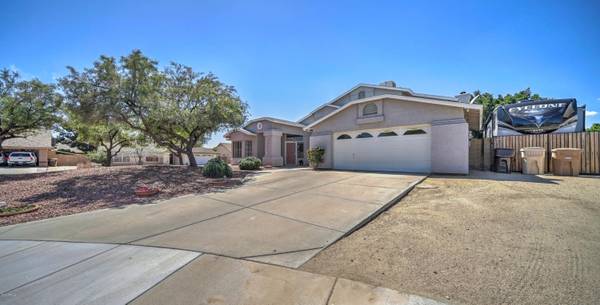 Peoria, AZ 85381,7550 W DAHLIA Drive