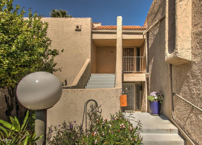 7000 N VIA CAMELLO DEL SUR -- #35, Scottsdale, AZ 85258