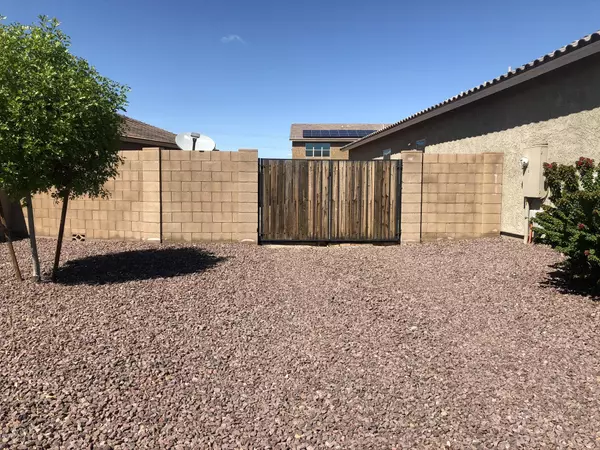 Tolleson, AZ 85353,10510 W ILLINI Street