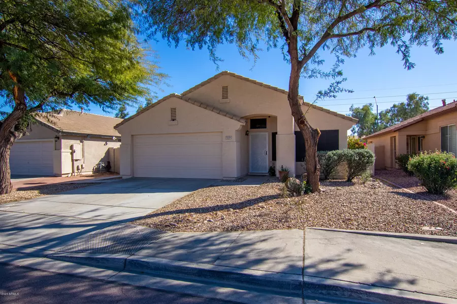 8169 W PONTIAC Drive, Peoria, AZ 85382