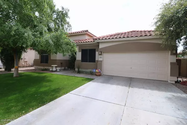 855 W HEATHER Avenue, Gilbert, AZ 85233