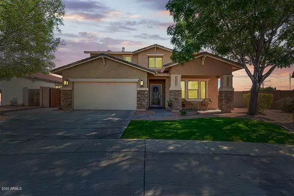 3243 E FANDANGO Drive, Gilbert, AZ 85298