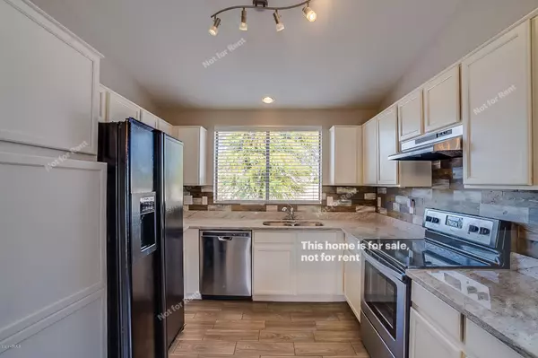 San Tan Valley, AZ 85143,30780 N ROYAL OAK Way