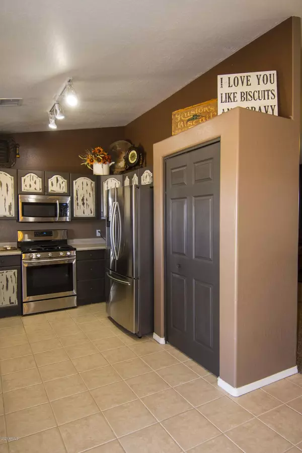 Mayer, AZ 86333,19950 E ZARAGOZA Drive