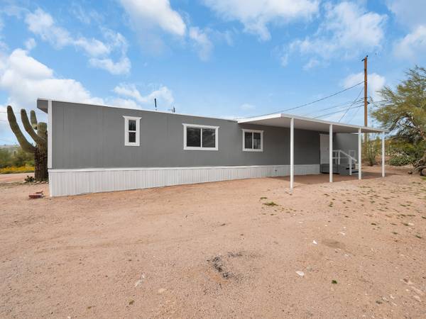 Apache Junction, AZ 85119,1315 E SCENIC Street