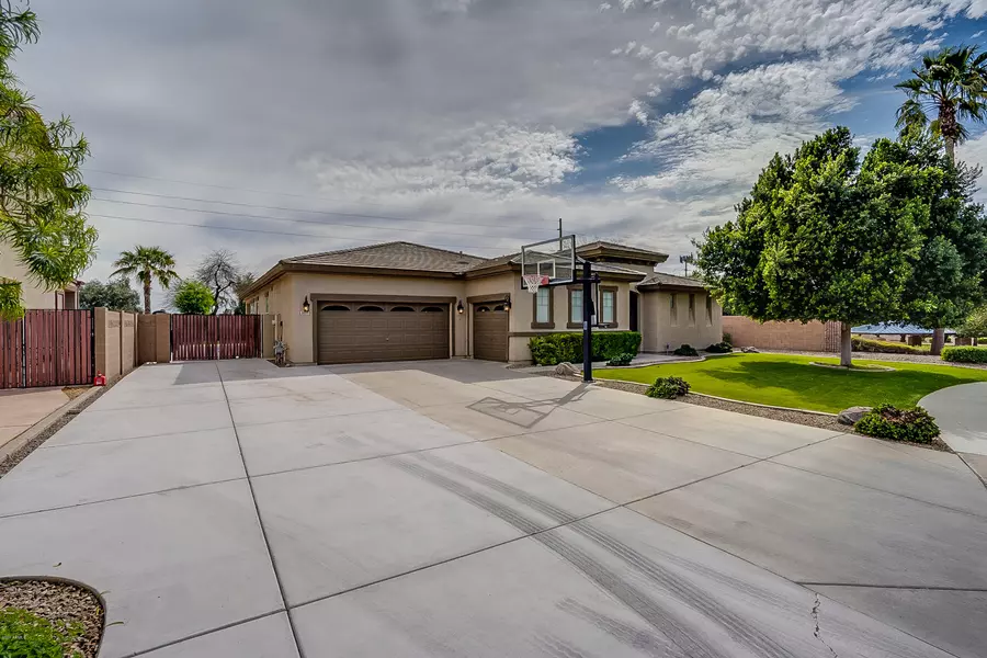 3055 E PRINCETON Avenue, Gilbert, AZ 85234