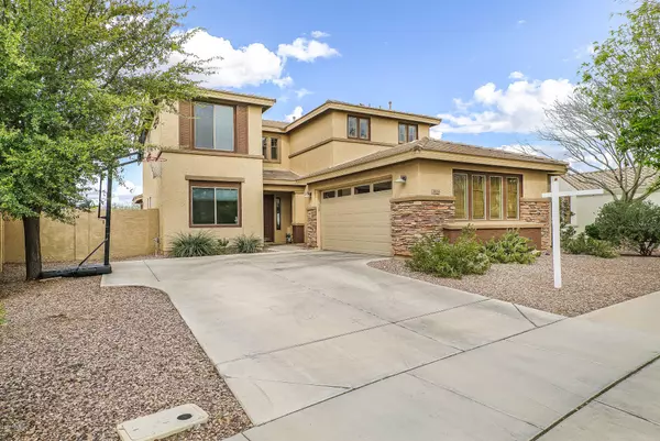 3824 S STAR CANYON Drive, Gilbert, AZ 85297