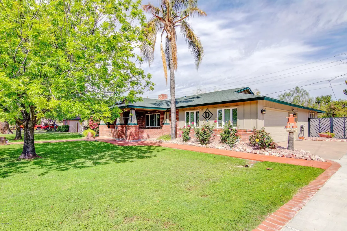 Phoenix, AZ 85016,1832 E CLAREMONT Street
