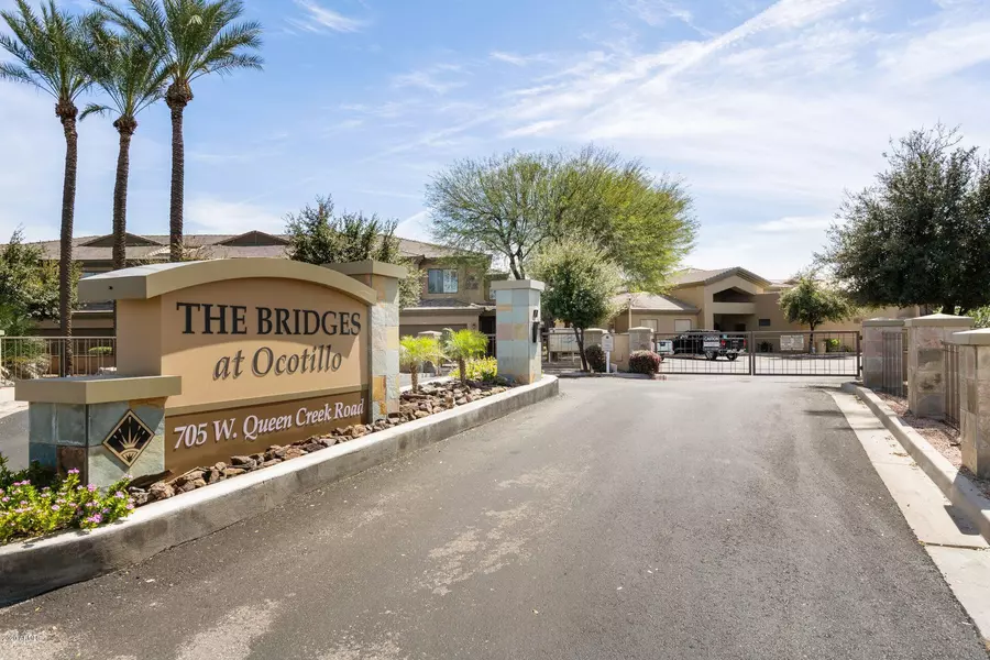 705 W QUEEN CREEK Road #2056, Chandler, AZ 85248