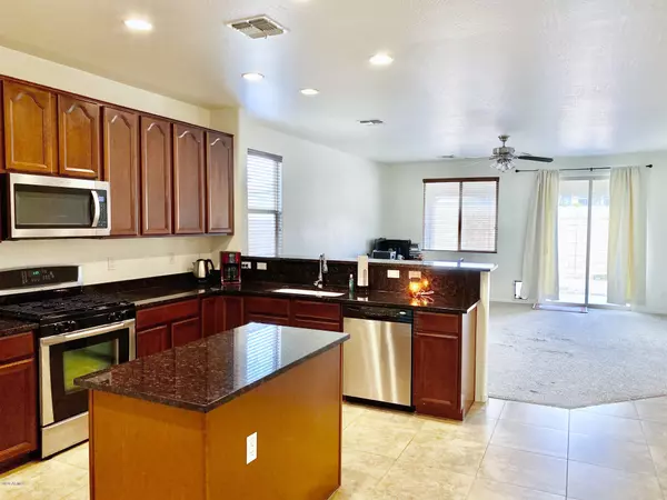 Peoria, AZ 85383,9238 W BLACK HILL Road